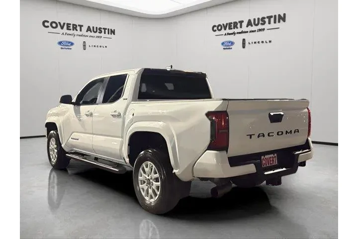 $36991 : Toyota Tacoma 2024 4x2 SR5 4 image 3