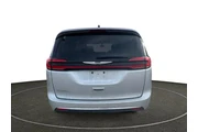 $25997 : Chrysler Pacifica 2023 Touri thumbnail
