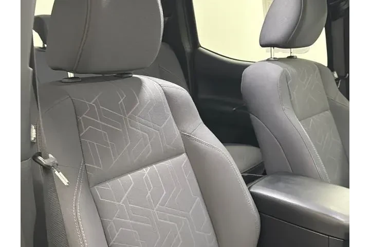 $24500 : Toyota Tacoma 2017 4x4 TRD P image 9