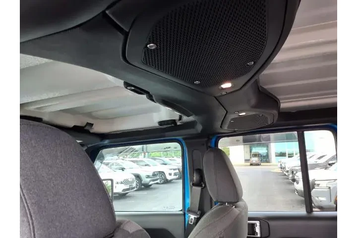 $39999 : Jeep Gladiator 2024 4x4 Spor image 10