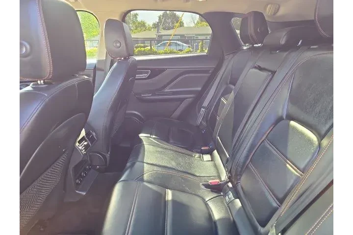 $14995 : Jaguar F-PACE 2020 AWD 30t P image 8