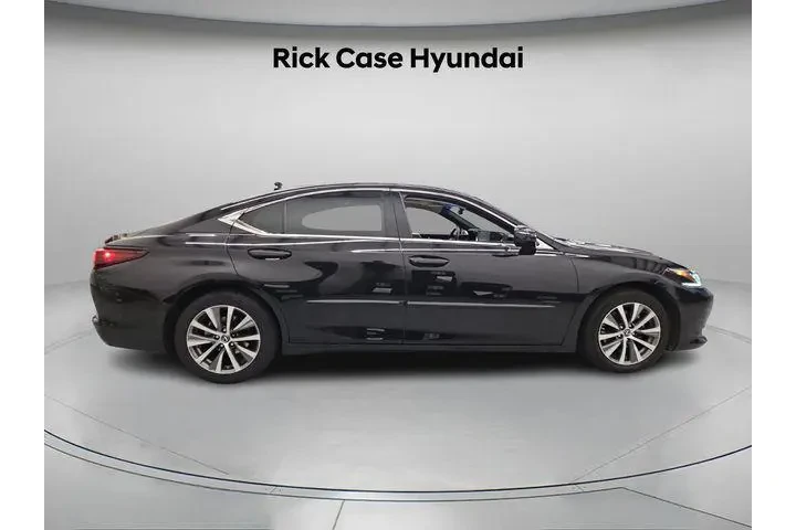 $27492 : Lexus ES 350 2019 F SPORT 4d image 4