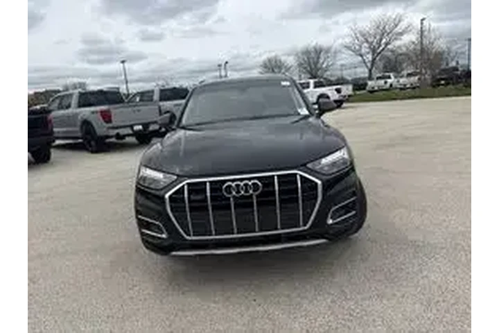 $22199 : Audi Q5 2021 AWD quattro Pre image 2