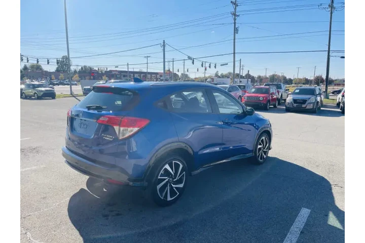 $12850 : 2019 HR-V Sport image 9