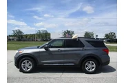 $27995 : Ford Explorer 2022 AWD XLT 4 thumbnail