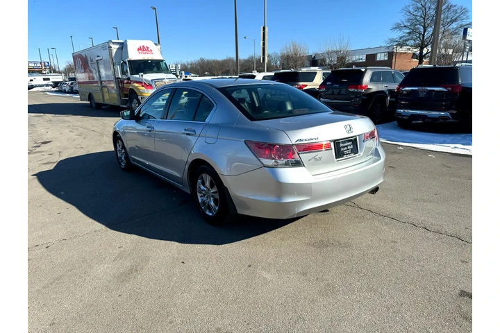 $8980 : 2011 Accord Sdn 4dr I4 Auto SE image 4