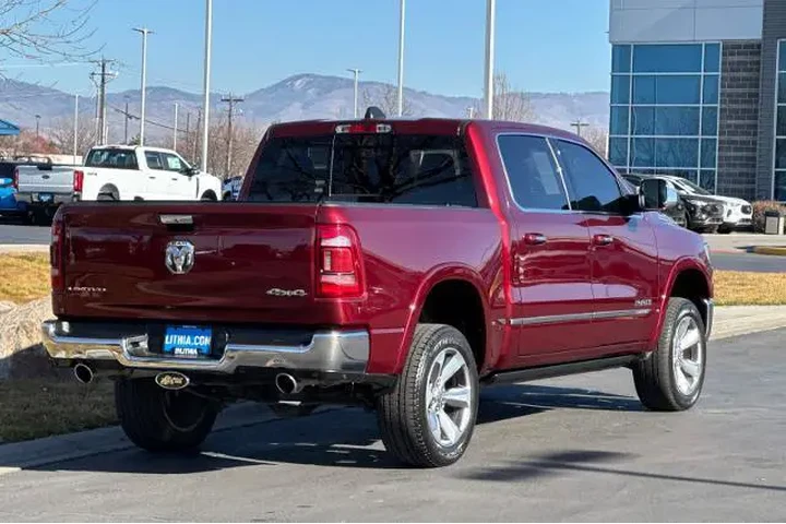 $37995 : Ram 1500 2019 4x4 Limited 4d image 2
