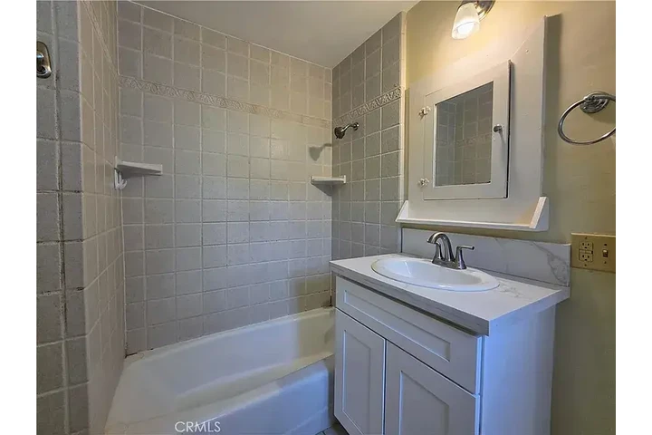 $1100 : 2226 Arlington Ave, Torrance, image 5