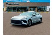 Hyundai SONATA Hybrid 2024 L en Bakersfield
