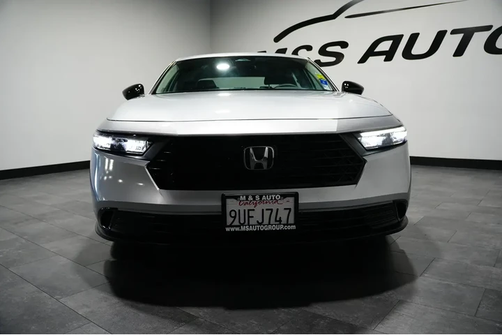 $28815 : 2025 Accord Sedan SE image 9