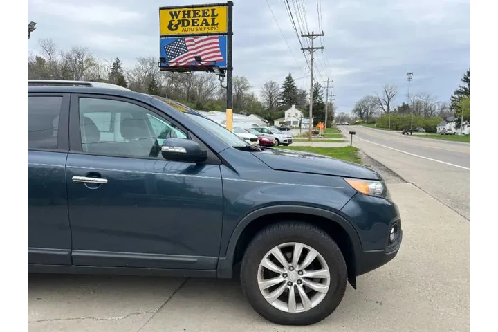 $5995 : 2011 Sorento LX image 4
