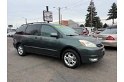 $4995 : 2004 Sienna XLE 7 Passenger thumbnail