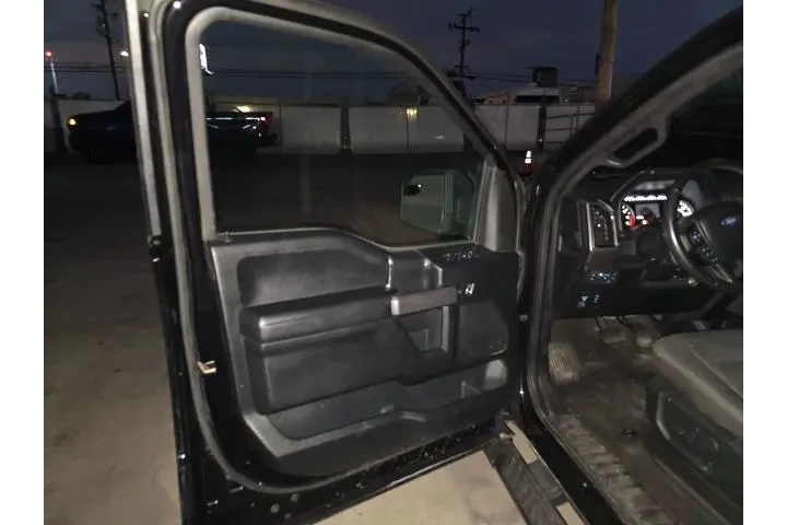 $32700 : Ford F-150 2020 4x4 XLT 4dr image 7