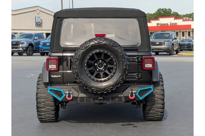 $28420 : Jeep Wrangler Unlimited 2021 image 4