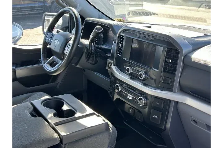 $39593 : Ford F-150 2021 4x4 XL 4dr S image 8