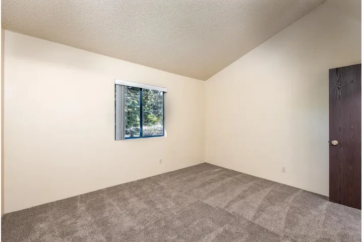 $1100 : Cozy 1-Bedroom and 1-Bathroom image 5