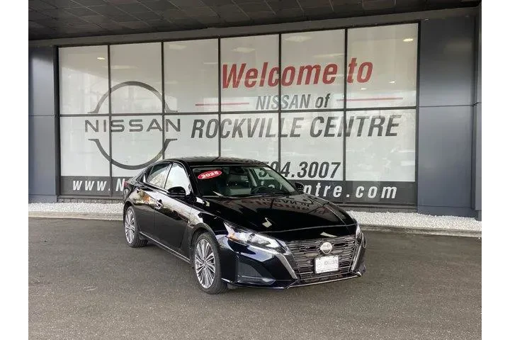 $20699 : Nissan Altima 2023 AWD 2.5 S image 1