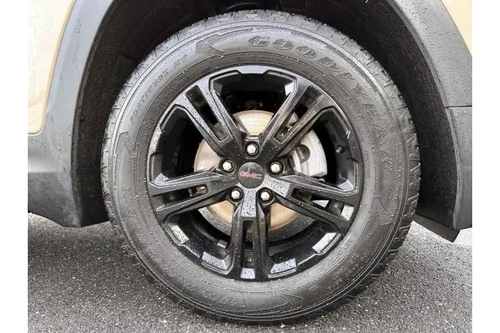 $24777 : GMC Terrain 2022 AWD AT4 4dr image 6