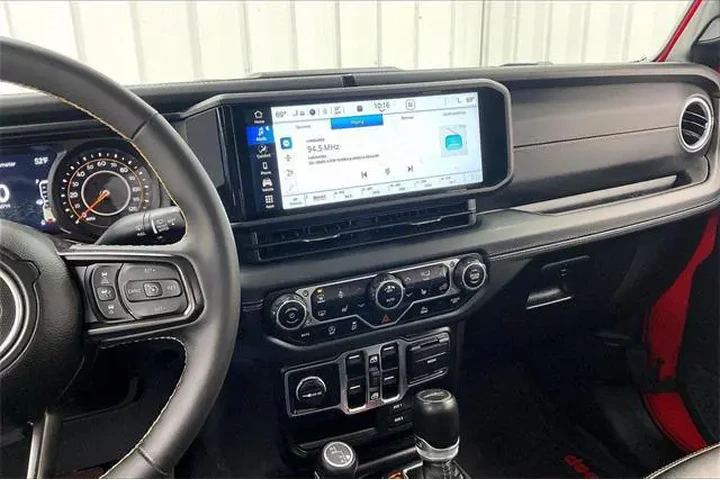 $34490 : Jeep Gladiator 2024 4x4 Spor image 6