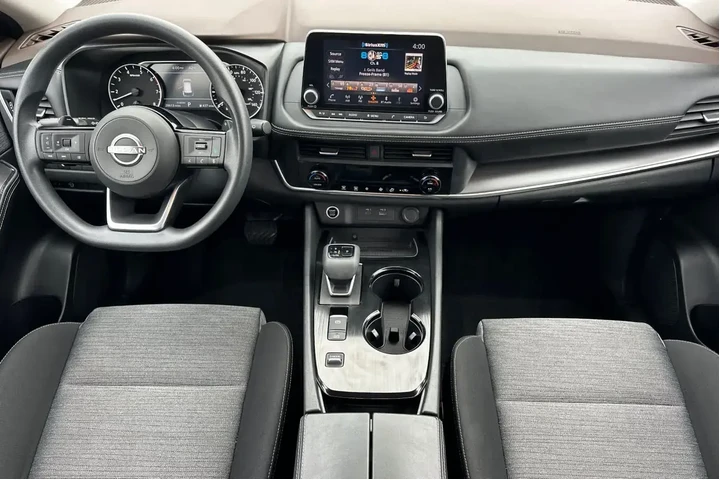 $19500 : Nissan Rogue 2023 SV 4dr Cro image 3