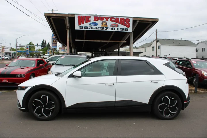 $24995 : 2024 Ioniq 5 SE RWD image 3