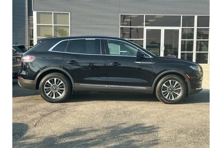 $36670 : Lincoln Nautilus 2022 Reserv image 2