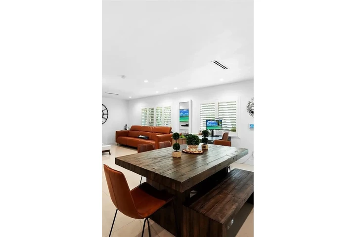 $1500 : BEAUTIFUL HOME FOR RENT image 3