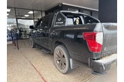 $37262 : Nissan Titan 2024 4x4 SV 4dr thumbnail