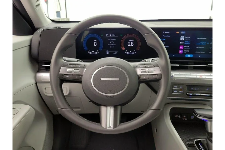 $22998 : Hyundai KONA 2025 SEL 4dr Cr image 10