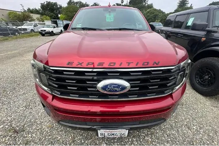 $32981 : Ford Expedition 2019 4x4 Lim image 8