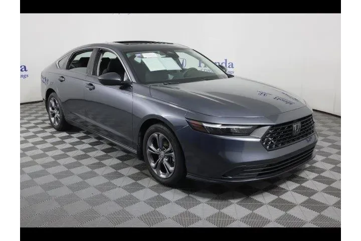 $24875 : Honda Accord 2023 EX 4dr Sed image 1