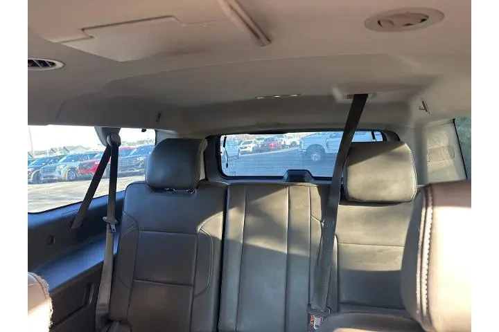 $16942 : GMC Yukon XL 2016 4x4 Denali image 9