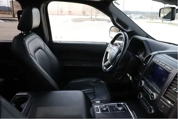 $34950 : Ford Expedition MAX 2021 4x4 image 10