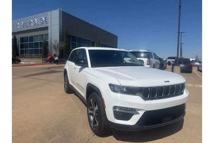 $27995 : Jeep Grand Cherokee 2023 4x4 image 8