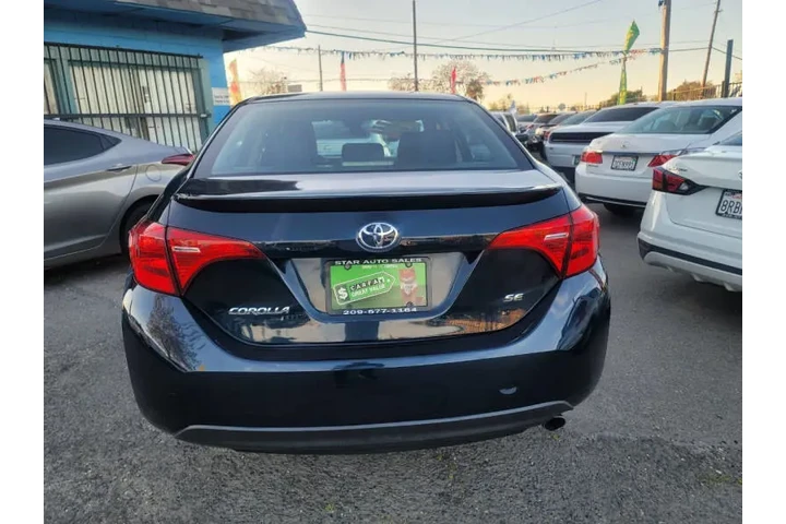$17999 : 2019 Corolla SE image 8