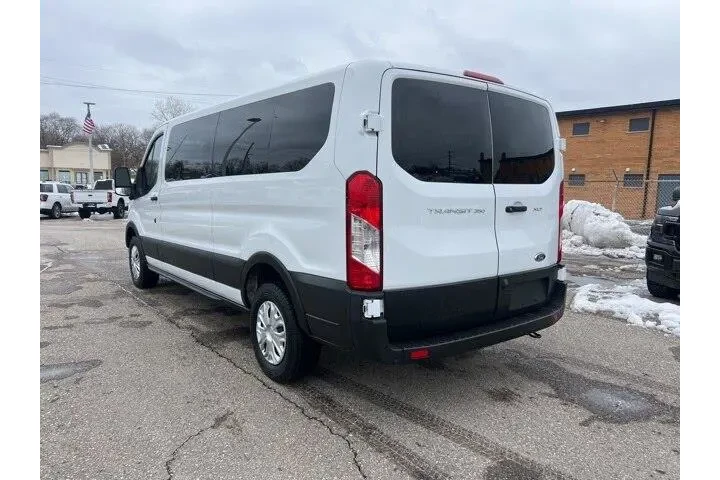 $31000 : Ford Transit 2023 350 XLT 3d image 6