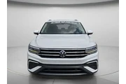$17671 : Volkswagen Tiguan 2022 SE 4d thumbnail