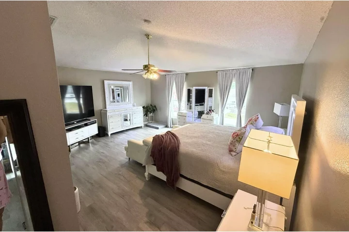 $359000 : Beautiful home 5 bedrooms. image 8