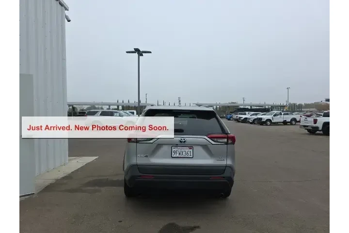 $24400 : Toyota RAV4 Hybrid 2019 AWD image 5