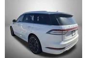 $26550 : Lincoln Aviator 2020 AWD Bla thumbnail