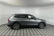 $19088 : VOLKSWAGEN TIGUAN 2.0T SE thumbnail