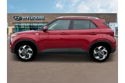 $19599 : Hyundai VENUE 2025 SEL 4dr C thumbnail