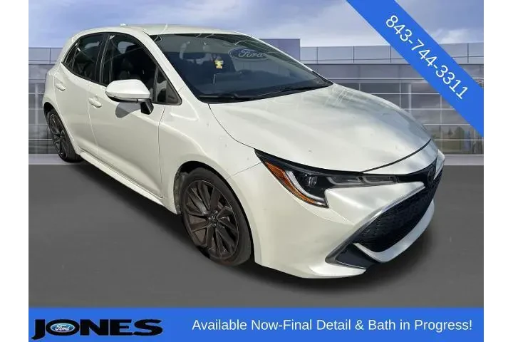 $17050 : Toyota Corolla Hatchback 201 image 3