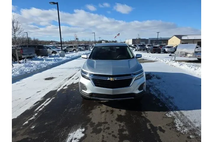 $22000 : Chevrolet Equinox 2022 4x4 L image 2