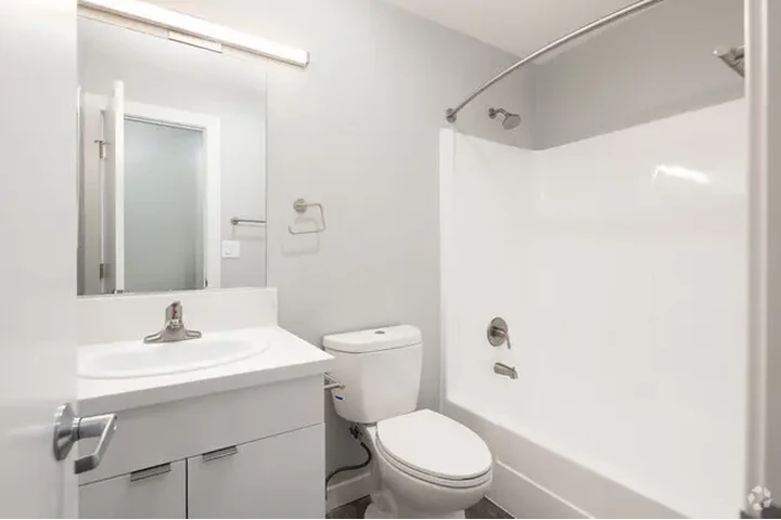 $1000 : Habitación en renta Westminste image 2