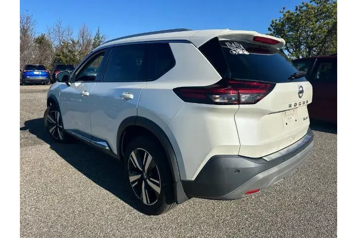 $22043 : Nissan Rogue 2021 AWD SL 4dr image 3