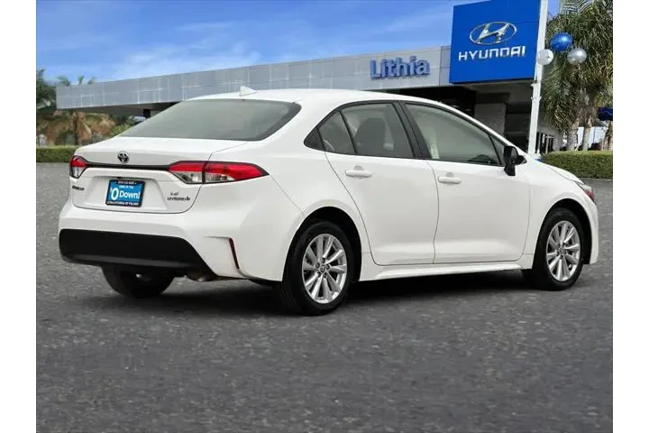$16899 : Toyota Corolla Hybrid 2024 L image 3