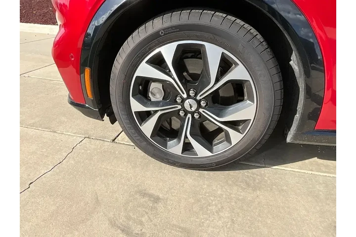 $22900 : Ford Mustang Mach-E 2022 Pre image 9