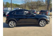 $19698 : Hyundai KONA 2023 SEL 4dr Cr thumbnail