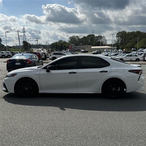 $24996 : PRE-OWNED 2021 TOYOTA CAMRY SE image 10